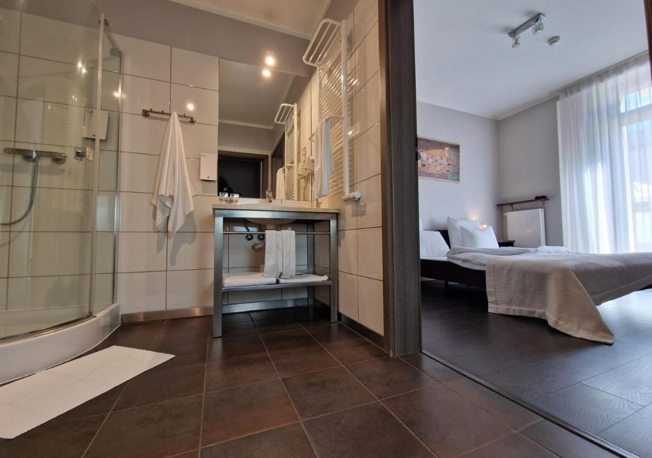 Hotel Grzegorzewski ทูชิน ภายนอก รูปภาพ