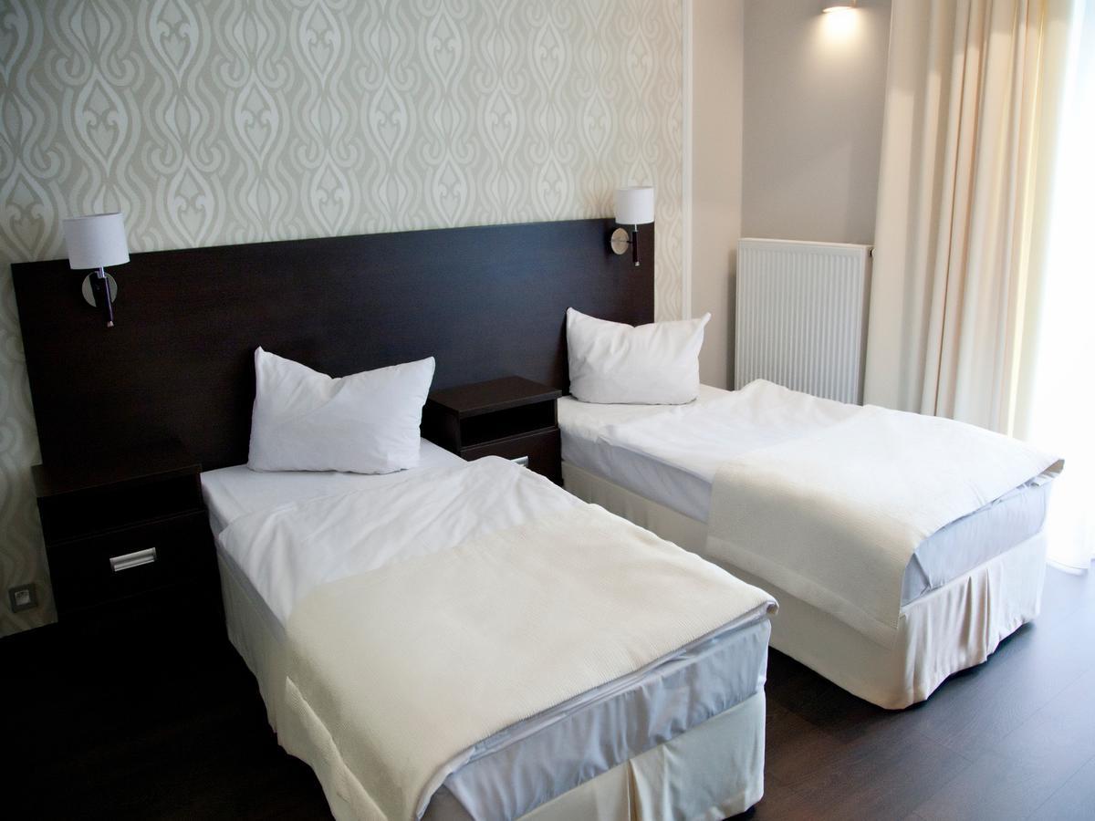 Hotel Grzegorzewski ทูชิน ห้อง รูปภาพ